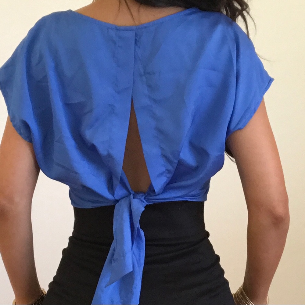 Top - Picture 2 of 3